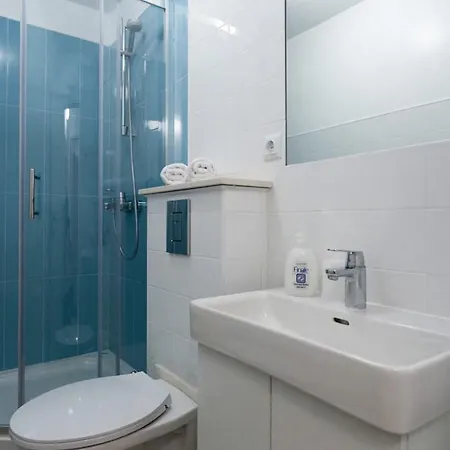 Fig&olive זאטון