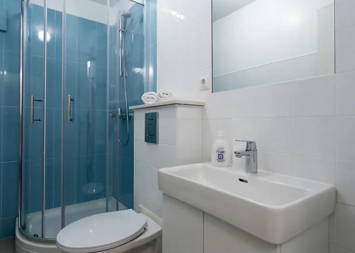 Fig&olive زاتون